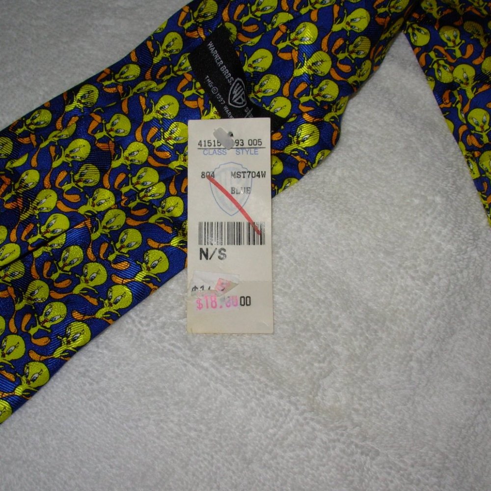 Tie - Picture 3 of 4